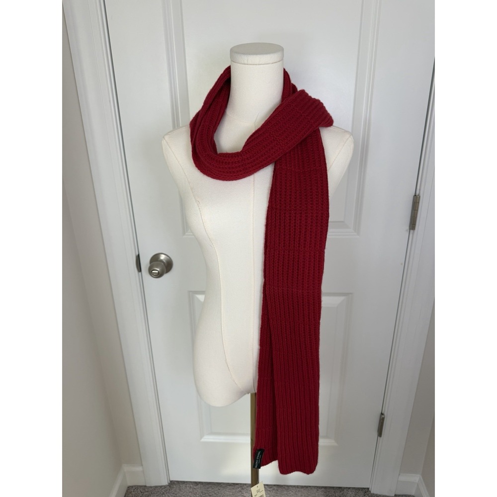 Valerie Stevens Women's 100% Cashmere Scarf Red Holidays Winter NWT - Picture 2 of 6